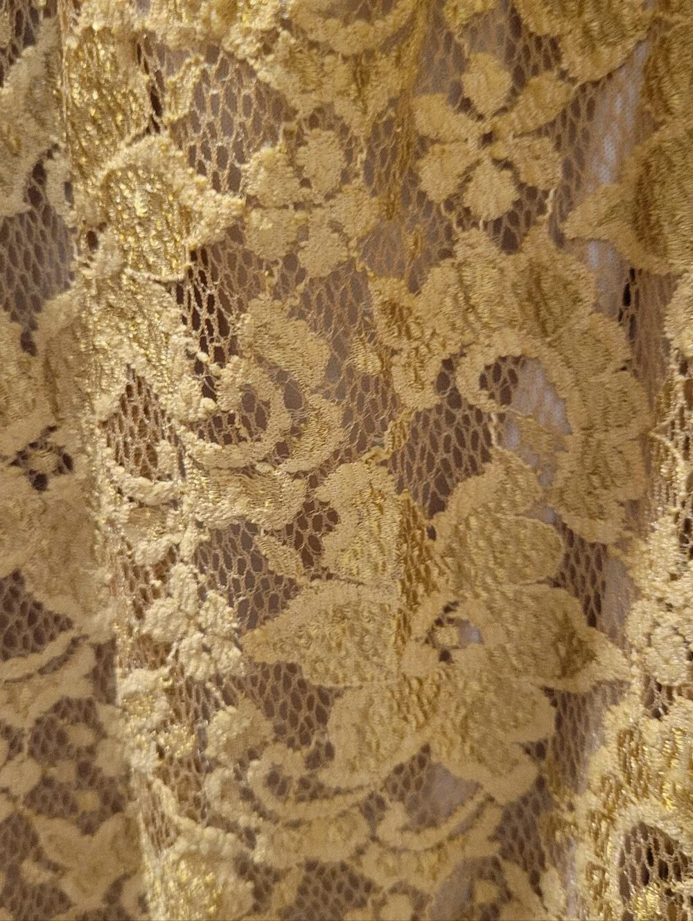 Rubber Ducky Productions. Gold Lace Evening Gown – Size Medium - Picture 3 of 4